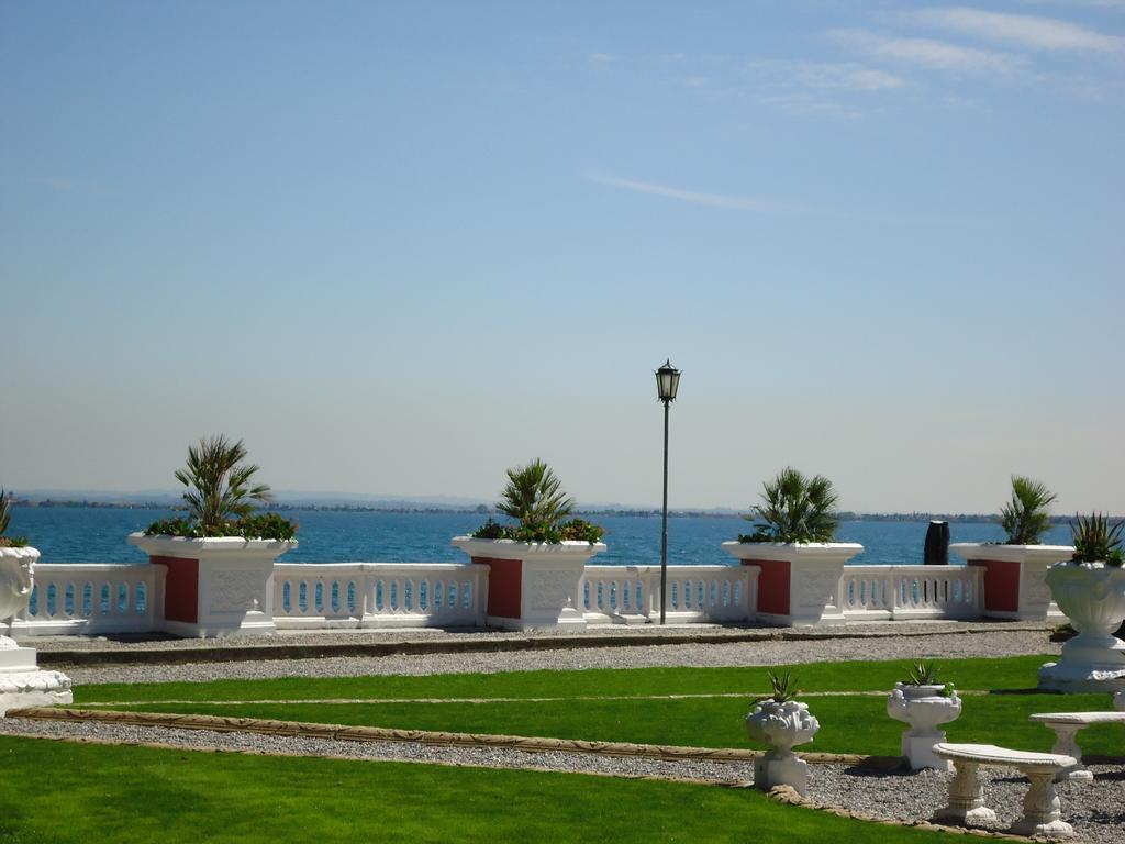Villa Garuti Village Padenghe sul Garda Zewnętrze zdjęcie