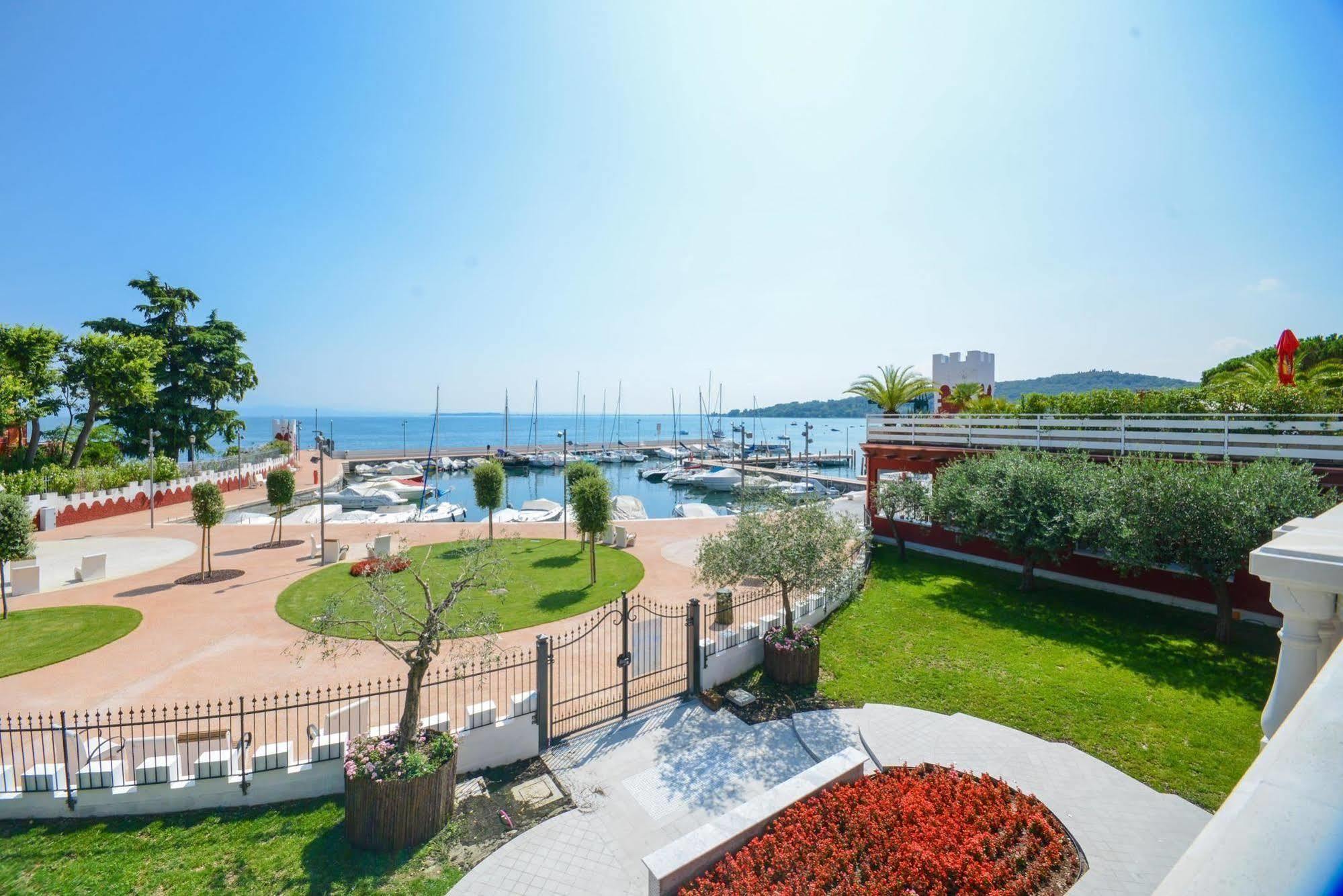 Villa Garuti Village Padenghe sul Garda Zewnętrze zdjęcie
